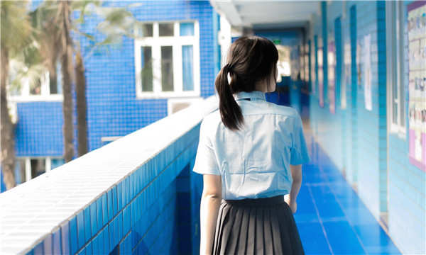 资源如何找到一个可以帮助我生孩子的女人？