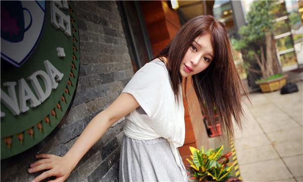 资源想找一个女性生孩子给报酬-｛找个女人生孩子多少钱｝